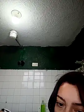 Snapshot of CORALINE_GREYM chatting on October 2025 11:22:01 AM CORALINE GREYM online show from October 2025 11:22:01 AM