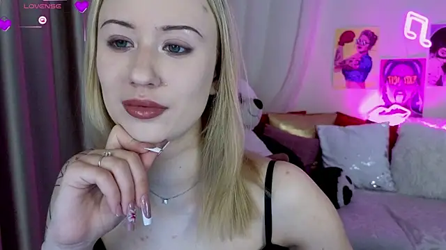 SashaBrooks online show from March 2026 02:11:02 PM