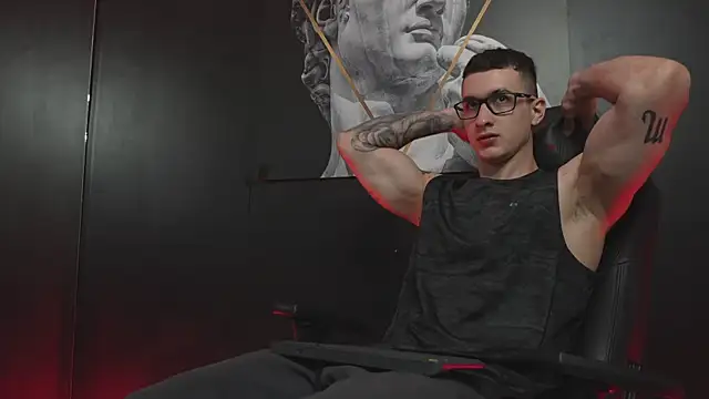 JacksonOlsenn online show from November 2025 08:35:02 PM