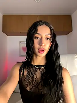 maddy bronw  online show from October 2025 10:56:01 PM