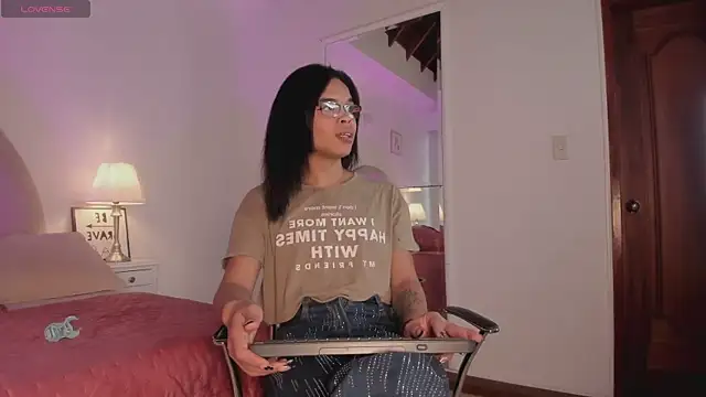 Snapshot of evelyn_wine chatting on January 2026 09:29:01 PM evelyn wine online show from January 2026 09:29:01 PM