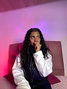 NINA 18 YEARS online show from November 2025 06:52:02 PM