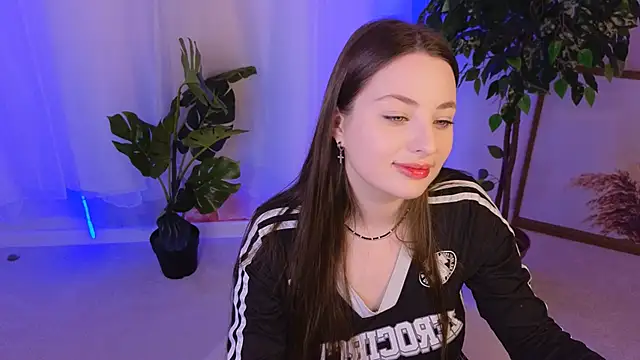 Snapshot of MoonLissa chatting on December 2024 04:38:02 PM MoonLissa online show from December 2024 04:38:02 PM