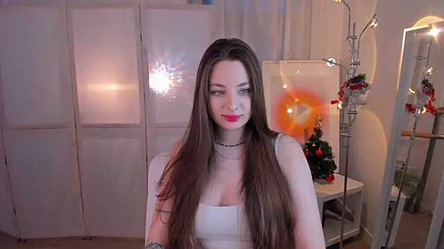 Snapshot of MoonLissa chatting on December 2024 12:35:01 PM MoonLissa online show from December 2024 12:35:01 PM