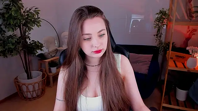 Snapshot of MoonLissa chatting on January 2025 06:38:02 AM MoonLissa online show from January 2025 06:38:02 AM