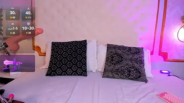 Snapshot of amy_nicolee chatting on March 2025 07:43:02 PM amy nicolee online show from March 2025 07:43:02 PM