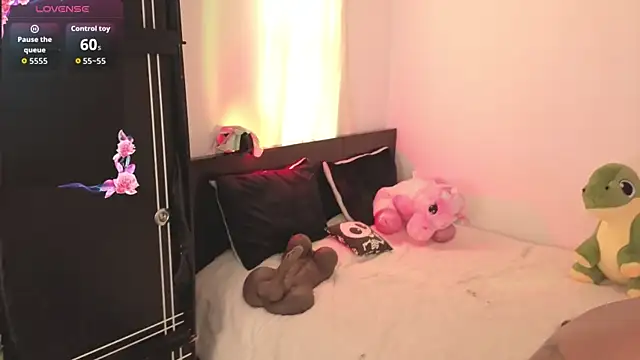 Snapshot of amy_nicolee chatting on October 2025 08:51:02 PM amy nicolee online show from October 2025 08:51:02 PM