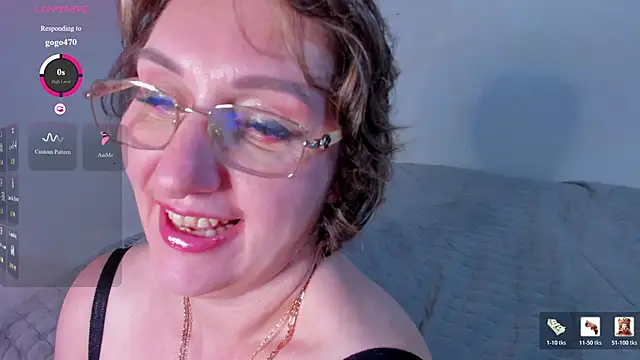 Snapshot of Super_titssss chatting on April 2026 02:14:01 PM Super titssss online show from April 2026 02:14:01 PM