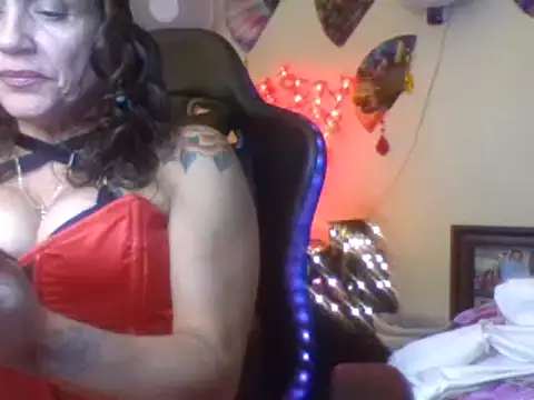 lachulalarubie online show from December 2024 04:26:02 AM