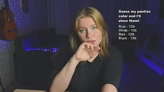 Snapshot of Kira_Citro chatting on September 2025 09:58:01 PM Kira Citro online show from September 2025 09:58:01 PM