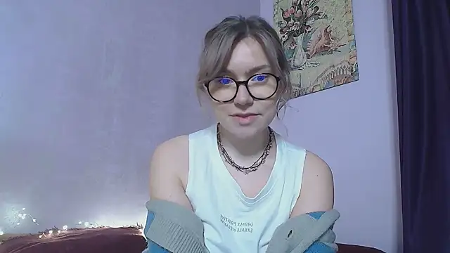 Snapshot of TaylorBre chatting on March 2025 08:07:02 PM TaylorBre online show from March 2025 08:07:02 PM