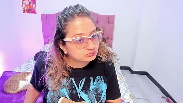 AnnieBigBoobs online show from November 2025 09:14:02 PM