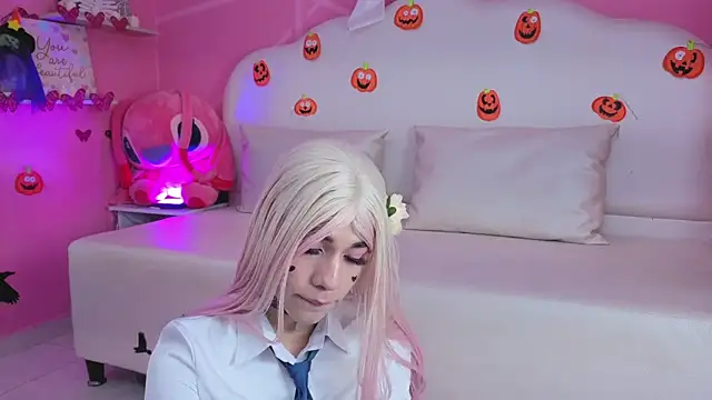 Snapshot of DaripQueen chatting on October 2025 01:29:01 PM DaripQueen online show from October 2025 01:29:01 PM