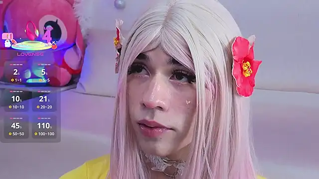 Snapshot of DaripQueen chatting on November 2025 01:55:01 PM DaripQueen online show from November 2025 01:55:01 PM