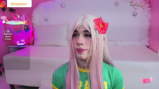 Snapshot of DaripQueen chatting on November 2025 02:28:02 PM DaripQueen online show from November 2025 02:28:02 PM