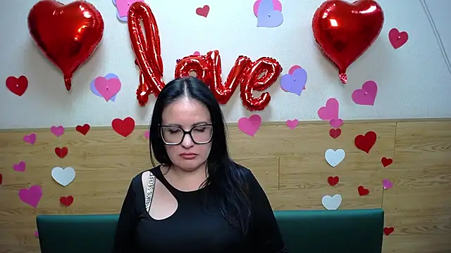 TayaBoret online show from January 2025 01:00:02 AM