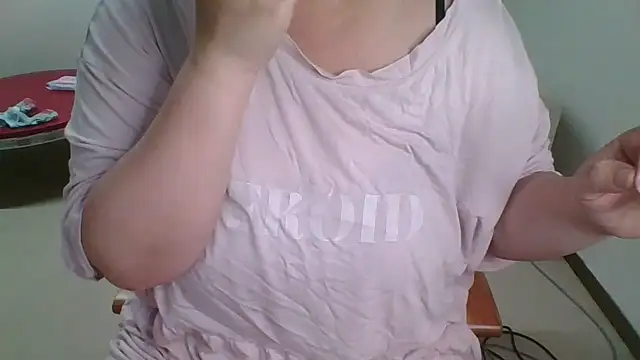 SAKU-RA-chan online show from June 2026 01:47:01 PM