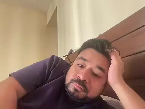 coolboy6566 online show from November 2025 04:55:02 AM