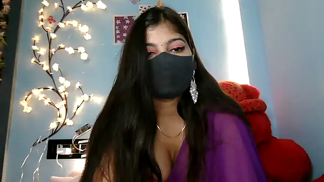 Snapshot of Reena_Singh53 chatting on September 2025 02:32:01 PM Reena Singh53 online show from September 2025 02:32:01 PM