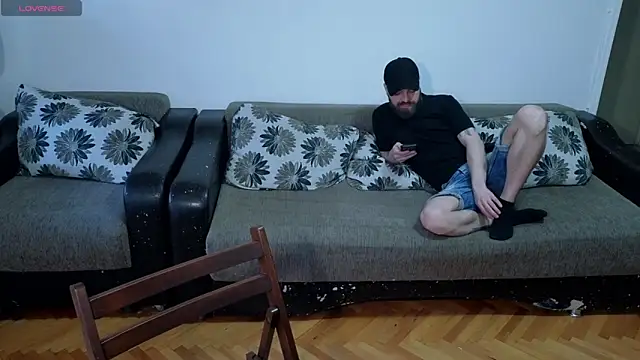 JohnnyStepBro online show from June 2026 04:55:01 PM