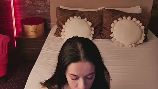 Snapshot of MadilynFox chatting on March 2025 10:38:01 PM MadilynFox online show from March 2025 10:38:01 PM