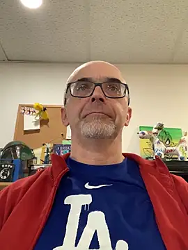 MaxVain online show from March 2025 06:12:02 PM