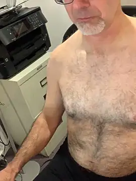 MaxVain online show from October 2025 06:20:01 PM