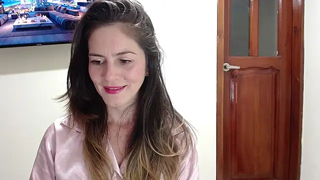 Hanny 24 online show from February 2026 11:06:01 PM