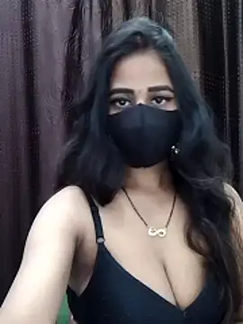 Lalisa sexy online show from November 2025 04:50:02 PM