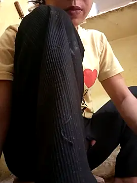 Snapshot of Hotty-queen chatting on September 2025 05:34:02 AM Hotty-queen online show from September 2025 05:34:02 AM