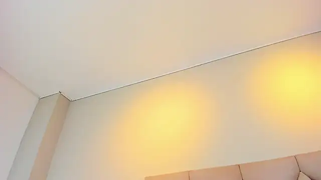 Isis Osman online show from February 2026 07:59:01 PM