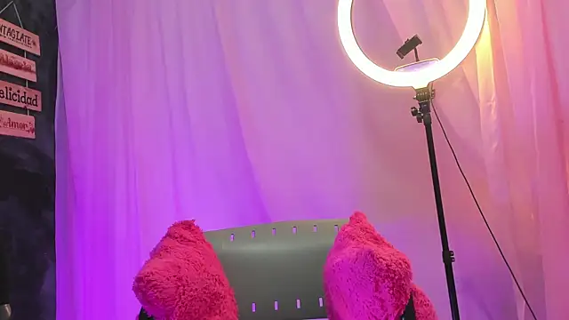 Monica lopez online show from January 2025 07:37:01 PM