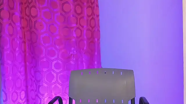 Monica lopez online show from March 2025 08:00:01 PM