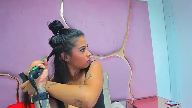 MelissaAndZeuss online show from January 2025 05:23:02 AM