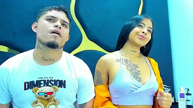 MelissaAndZeuss online show from February 2025 08:01:01 AM