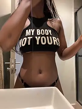 Snapshot of mmbaliii chatting on November 2025 10:39:02 AM mmbaliii online show from November 2025 10:39:02 AM