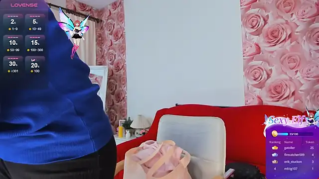 Laura Leee online show from January 2025 12:47:02 PM