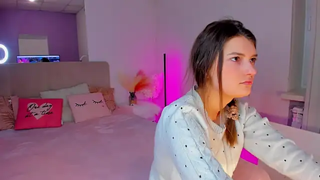 Laura Leee online show from February 2025 06:31:01 AM