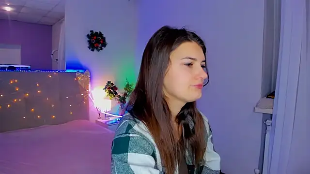 Snapshot of Laura_Leee chatting on January 2026 05:53:02 AM Laura Leee online show from January 2026 05:53:02 AM