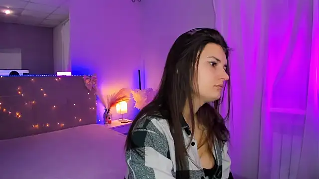 Laura Leee online show from March 2026 05:51:02 AM