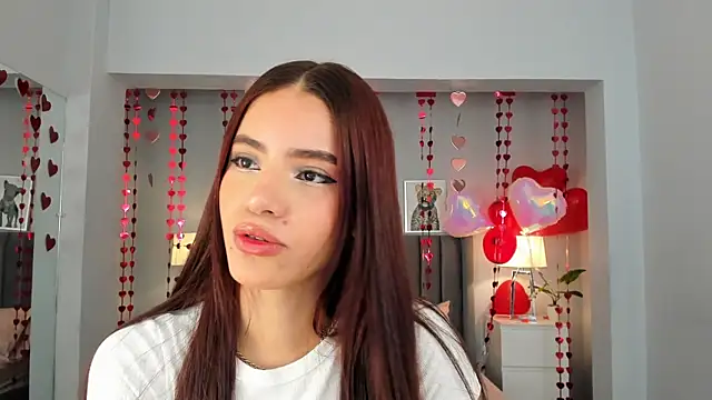 Madie  collins online show from February 2025 12:05:02 PM