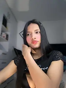 Dulceeany online show from December 2025 12:51:01 AM