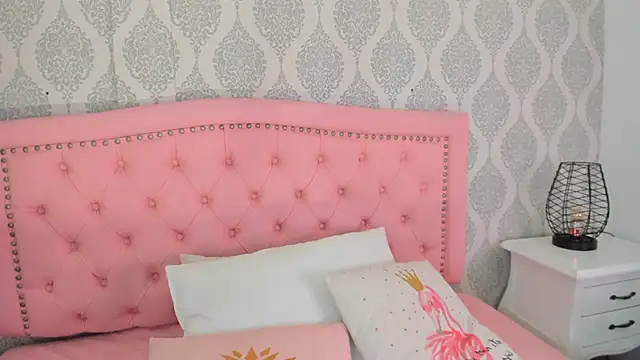 martina rivera  online show from November 2025 12:05:02 PM