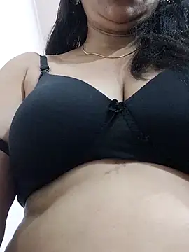 Urmila bhabhii online show from April 2026 03:07:02 AM