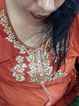 Snapshot of Urmila_bhabhii chatting on August 2026 03:16:01 AM Urmila bhabhii online show from August 2026 03:16:01 AM