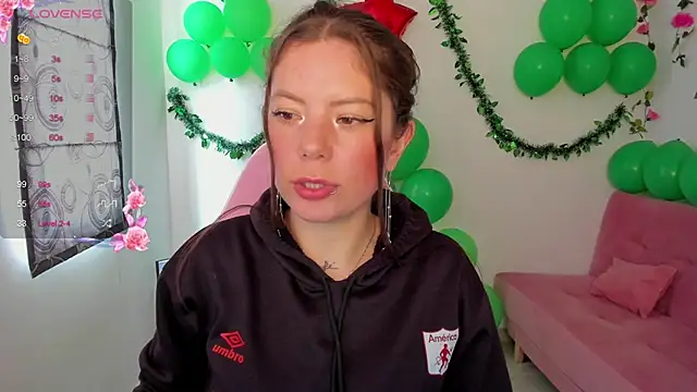 Snapshot of Susana_garcia_ chatting on December 2024 06:31:02 PM Susana garcia online show from December 2024 06:31:02 PM