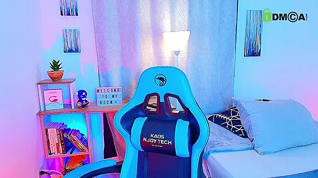 aron wi online show from October 2025 12:03:02 PM