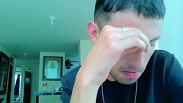 Snapshot of Dylan_west chatting on October 2025 04:46:01 PM Dylan west online show from October 2025 04:46:01 PM