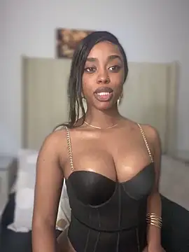 Snapshot of BhadBhad_Kitty chatting on October 2025 06:00:01 AM BhadBhad Kitty online show from October 2025 06:00:01 AM