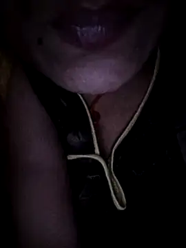 Snapshot of Riyu_05 chatting on December 2024 06:49:01 PM Riyu 05 online show from December 2024 06:49:01 PM